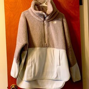 The North Face Women’s Shawl Collar Pull Over